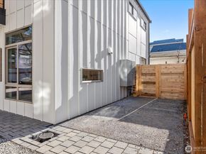 12044 Hiram Place NE C, Seattle WA 98125