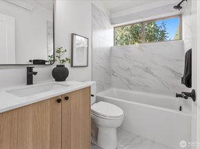 12044 Hiram Place NE C, Seattle WA 98125