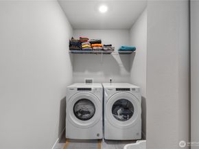 9592 7th Avenue SE, Everett WA 98208