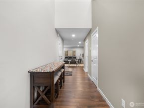 9592 7th Avenue SE, Everett WA 98208