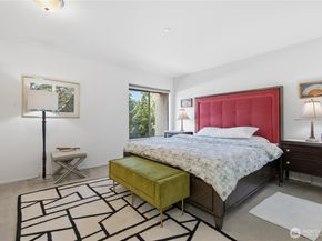 10101 SE 3rd Street 402, Bellevue WA 98004