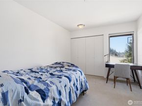 10101 SE 3rd Street 402, Bellevue WA 98004