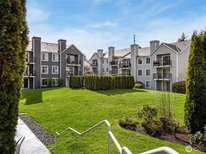 12611 109th Court NE J302, Kirkland WA 98034