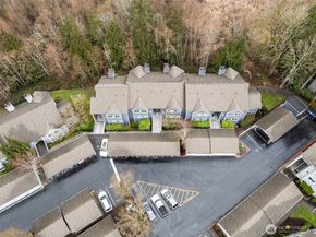 12611 109th Court NE J302, Kirkland WA 98034