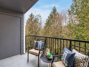 12611 109th Court NE J302, Kirkland WA 98034