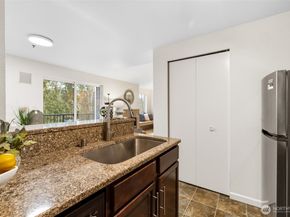 12611 109th Court NE J302, Kirkland WA 98034