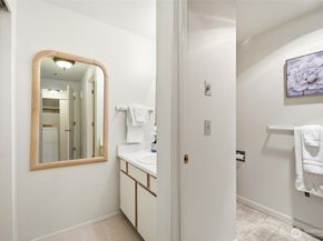 12611 109th Court NE J302, Kirkland WA 98034