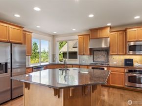 11921 157th Avenue NE, Redmond WA 98052