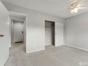 21925 7th Avenue S 101, Des Moines WA 98198