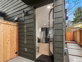 8823 Ashworth Avenue N B, Seattle WA 98103