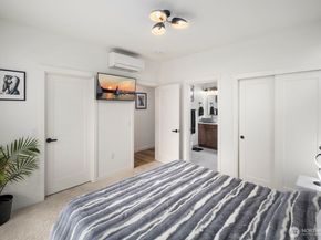 8455 24th Avenue SW A, Seattle WA 98106
