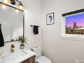 8455 24th Avenue SW A, Seattle WA 98106