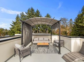 8455 24th Avenue SW A, Seattle WA 98106