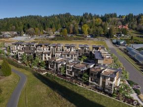 14319 NE 147th Court 12C, Woodinville WA 98072