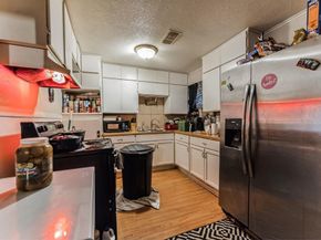 408  Lanola Court , Fort Worth Texas 76103