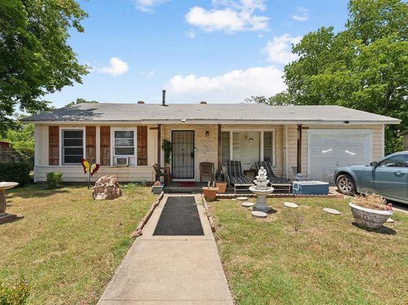 408  Lanola Court , Fort Worth Texas 76103