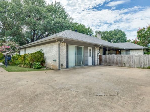6801  Del Prado Avenue , Fort Worth Texas 76133