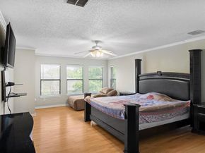 211  Menlo Park Drive , Arlington Texas 76002