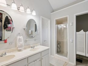 6214  Castle Creek Road , Arlington Texas 76017