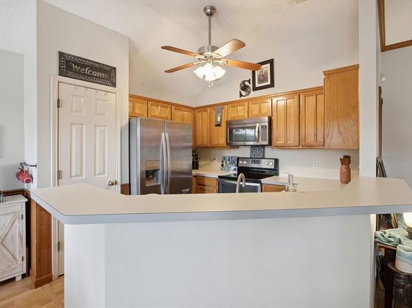 6214  Castle Creek Road , Arlington Texas 76017