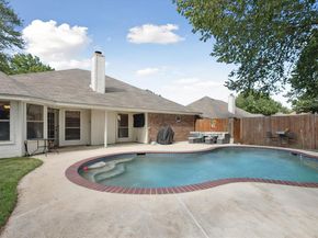 6214  Castle Creek Road , Arlington Texas 76017