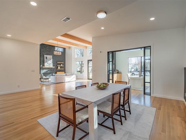 528  Bondstone Drive , Dallas Texas 75218