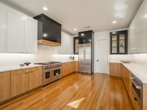 528  Bondstone Drive , Dallas Texas 75218