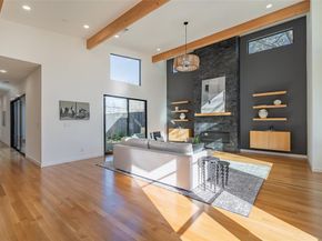 528  Bondstone Drive , Dallas Texas 75218