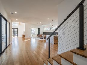 528  Bondstone Drive , Dallas Texas 75218