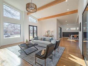528  Bondstone Drive , Dallas Texas 75218