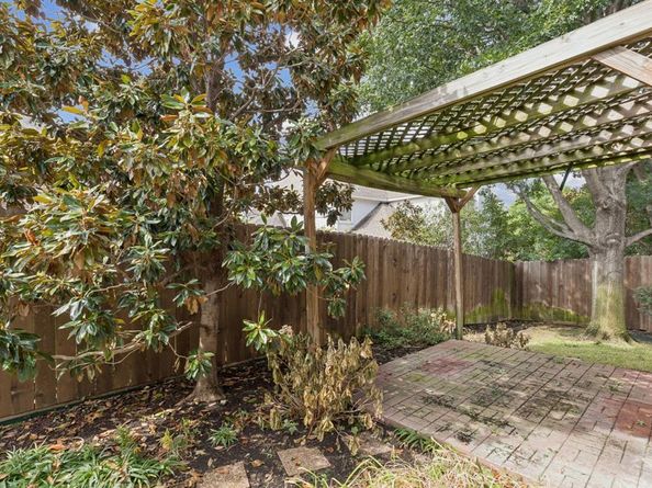 2604  Waterford Drive , Irving Texas 75063