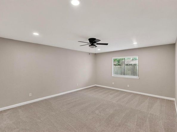 816  Cross Bend Road , Plano Texas 75023
