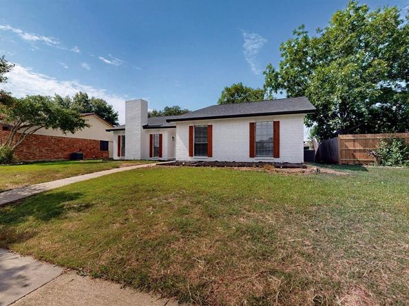 816  Cross Bend Road , Plano Texas 75023