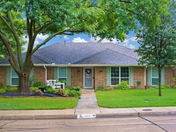 1940  Camden Way , Carrollton Texas 75007
