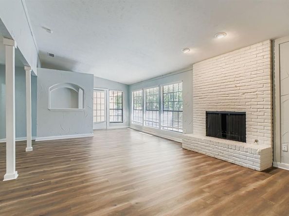 1500  Sandy Creek Drive , Denton Texas 76205