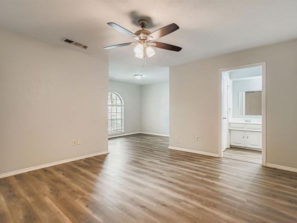 1500  Sandy Creek Drive , Denton Texas 76205