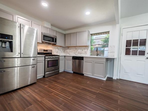 2722  Rutgers Drive , Irving Texas 75062
