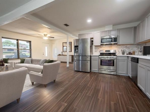 2722  Rutgers Drive , Irving Texas 75062