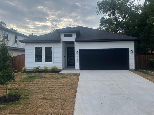 1717  Poplar Street , Dallas Texas 75215