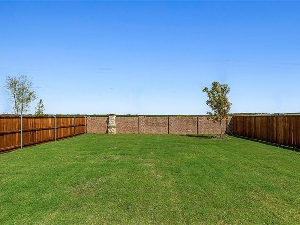 3105  Arthurdale Street , Celina Texas 75009
