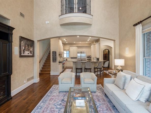 5724  Caladium Drive , Dallas Texas 75230