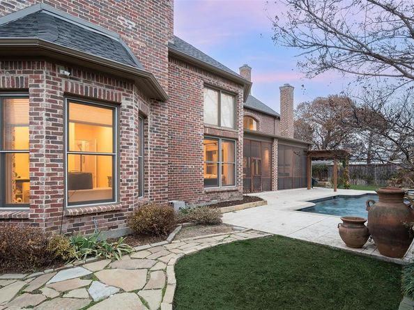 5724  Caladium Drive , Dallas Texas 75230