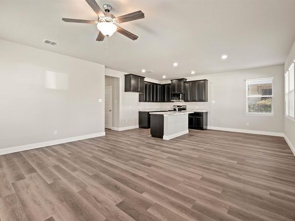 910 E Mulkey Street , Fort Worth Texas 76104