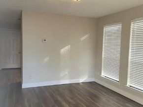 809 E Pioneer Drive , Irving Texas 75061