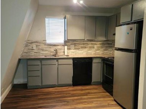 809 E Pioneer Drive , Irving Texas 75061