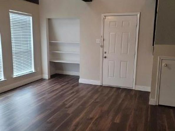 809 E Pioneer Drive , Irving Texas 75061