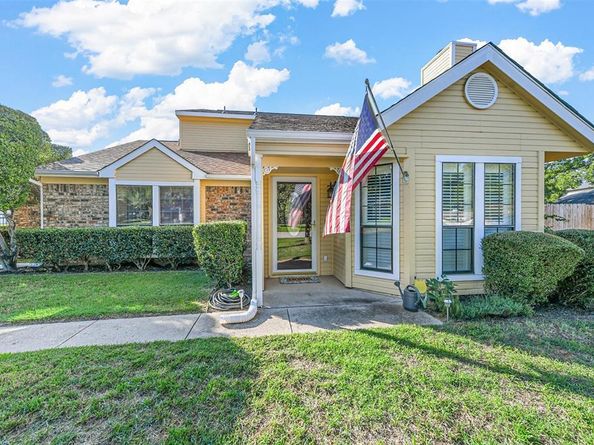 1810  Teton Drive , Grapevine Texas 76051