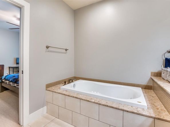 5618  Lindell Avenue  7, Dallas Texas 75206