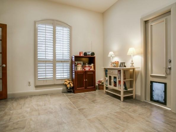 1218  Hunters Haven Drive , Kennedale Texas 76060