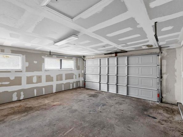 1441  Hawley Lane , Dallas Texas 75217